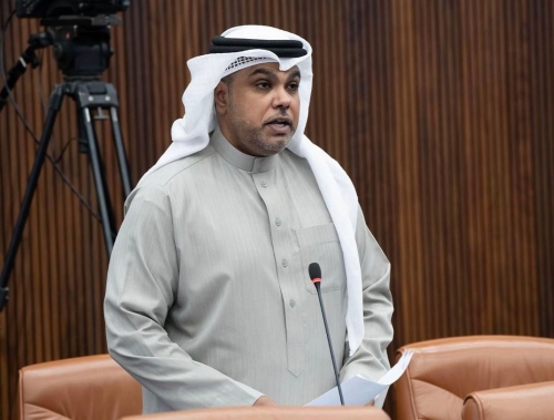 Over half a million expatriates hold valid work permits in private sector