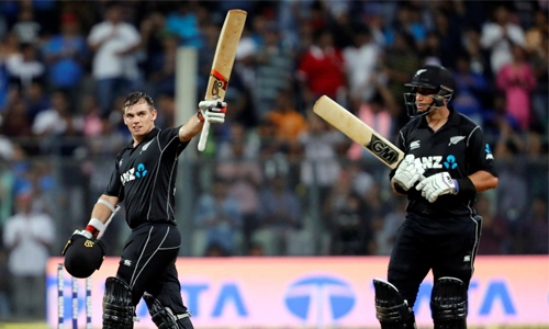 New Zealand thrash India by six wickets