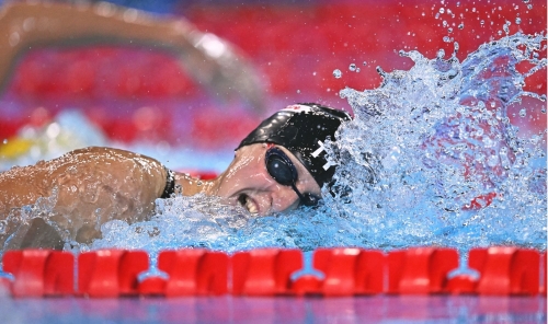 Ledecky Outduels McIntosh as Resurgent Team USA Silences Critics in Singapore