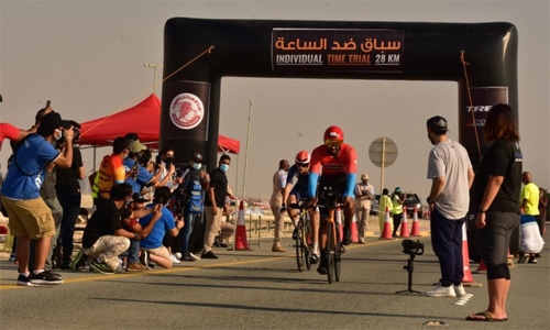 HH Shaikh Nasser bin Hamad Al Khalifa triumphs in cycling race